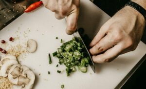 Centre social > Atelier cuisine & repas partage